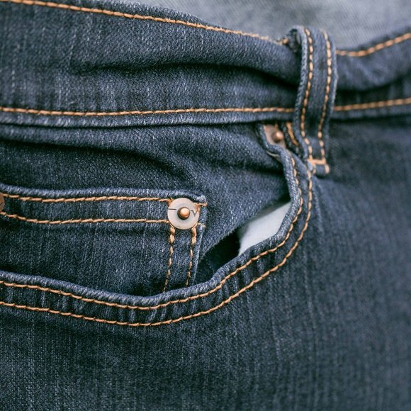 Venezia by Lane Bryant Stretch Flare Jeans • Dark Wash • Womens Plus Size 16 - Picture 5 of 6